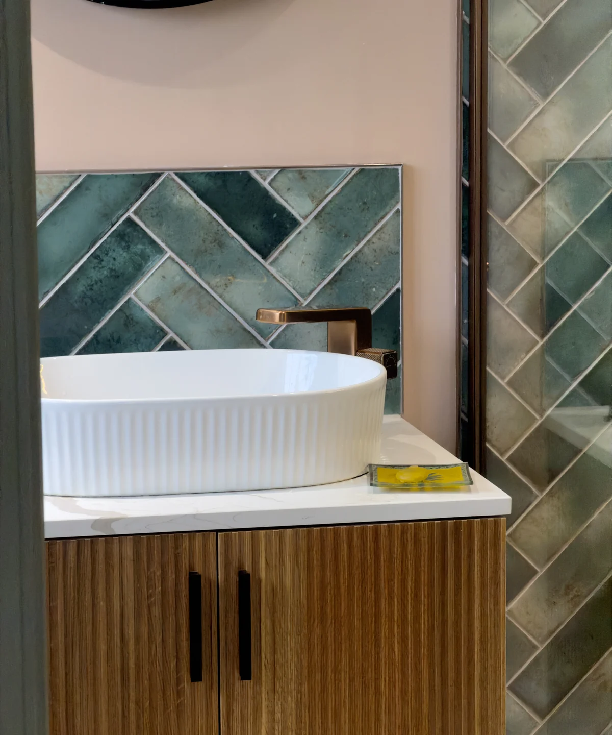 Herringbone en suite, St Albans, Hertfordshire